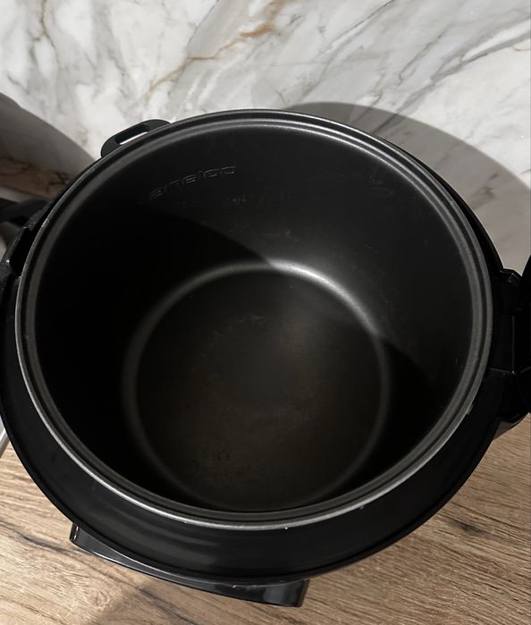 Продам мультиварку Polaris