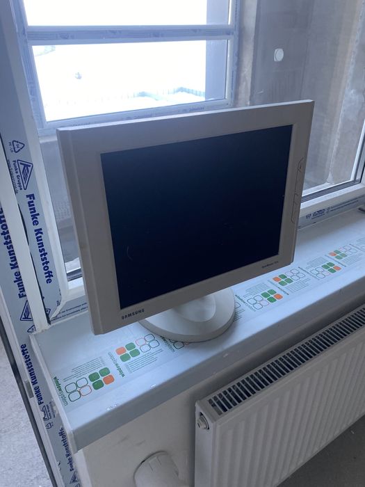 Мониторы samsung, hp в хорошем состонии