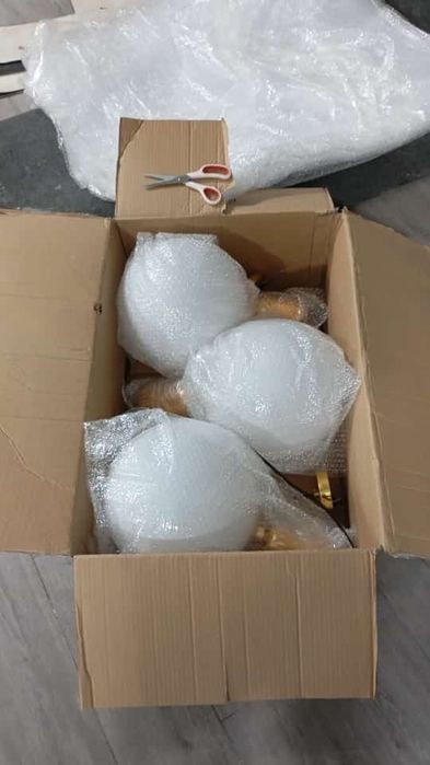 продаю Лампы