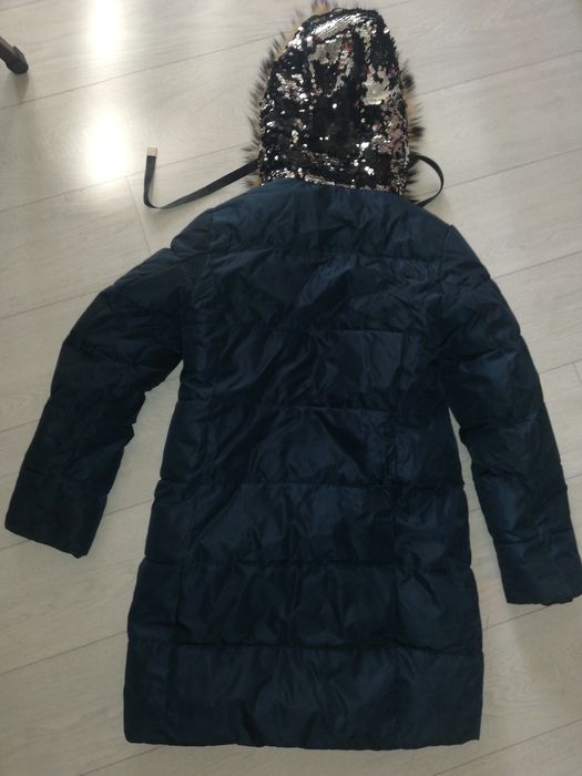 Зимняя куртка на девочку
