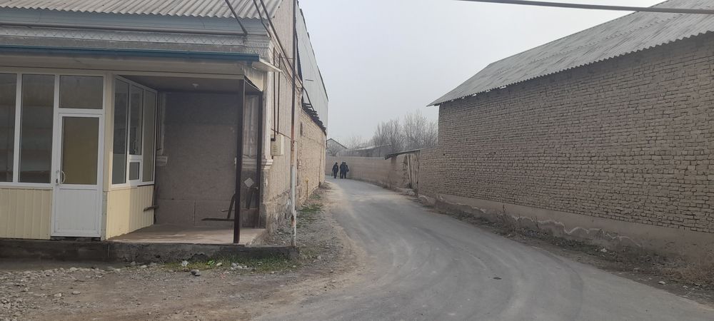 Yer 10 sotik sotiladi