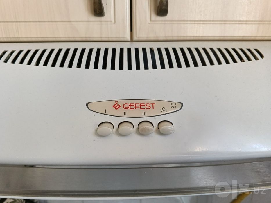 Вытяжка Гефест (Белоруссия), 3 скорости, свет, фильтр