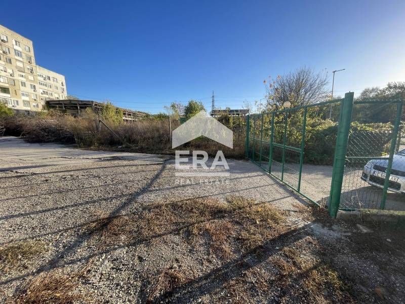 ЕКСКЛУЗИВНО! ЕРА Дръстър предлага за продажба поземлен имот до бензино