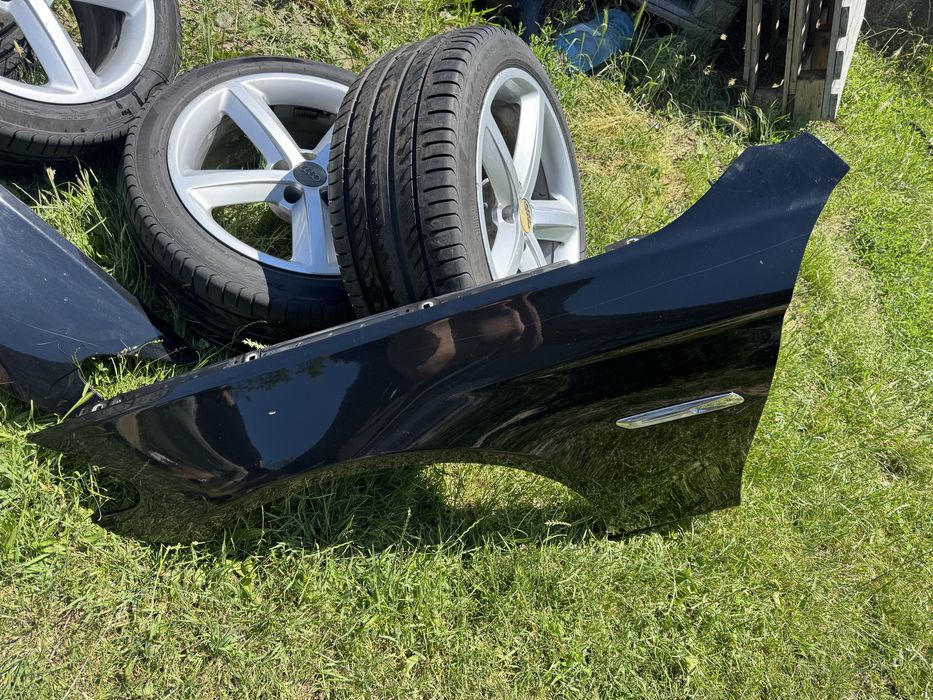 Aripa stanga dreapta BMW F10 F11 cod culoare 668