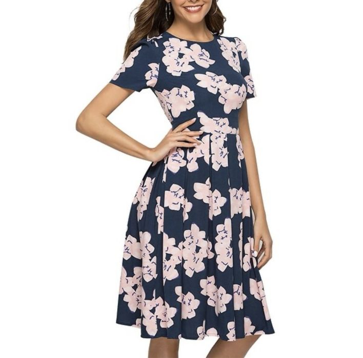 Rochie florala.