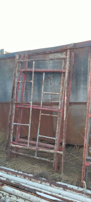 Леса строительные