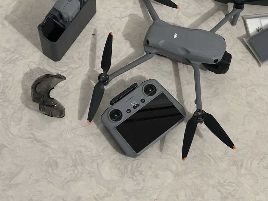 Дрон dji air3s комбо