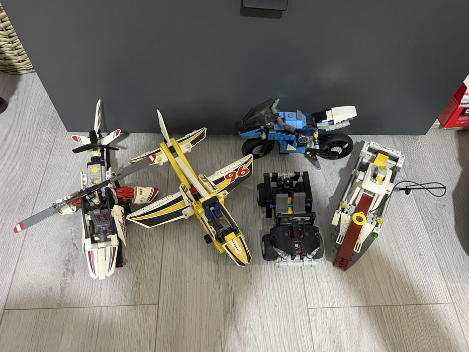 Diferite seturi lego de vanzare