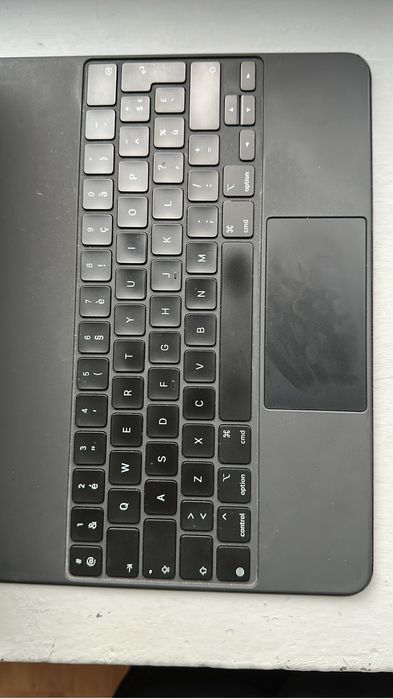 IPad Pro 12.9 3rd gen 2018 + Magic Keyboard