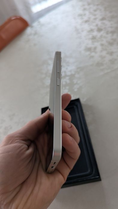 Samsung galaxy s24  8/128