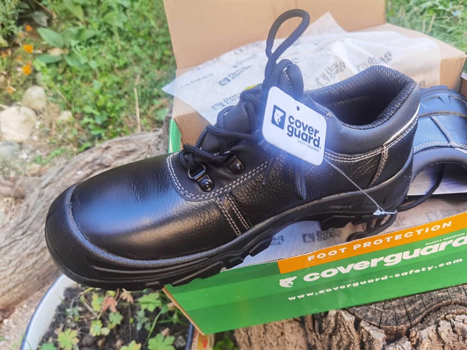 Работни обувки COVER GUARD метално бомбе