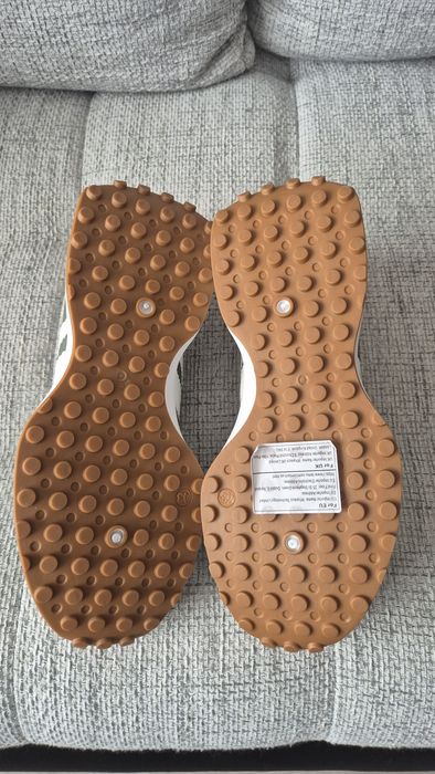 Нови маратонки. Не са обувани.