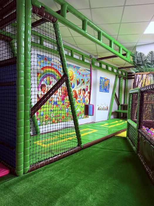 Loc de joaca modular pentru copii piscina cu bile tobogan tiroliana