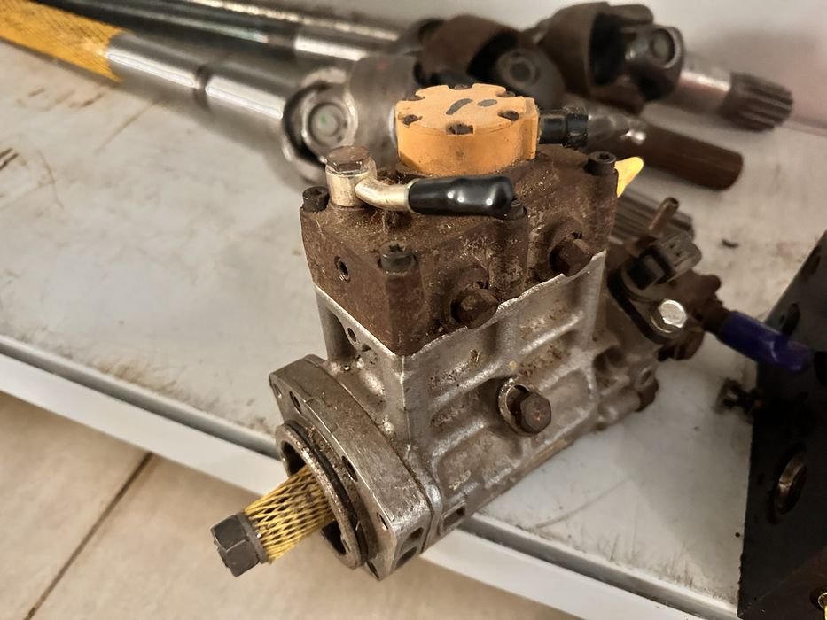 Pompa injectie Caterpillar C6.6 noua
