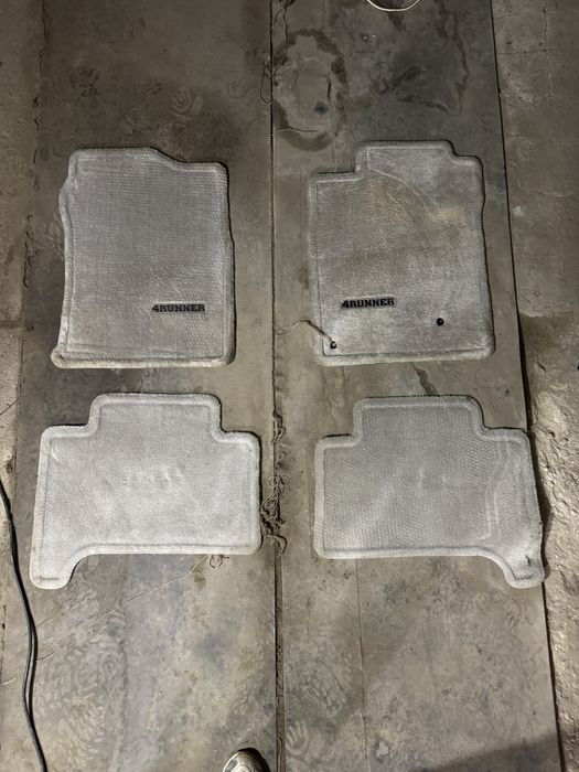 Коврики 4runner заводские