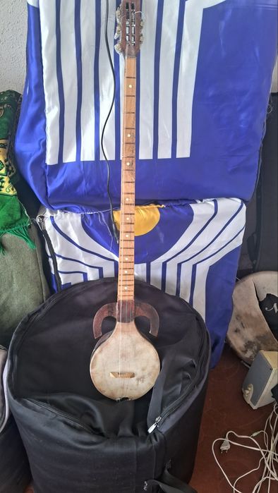 Dovul gitara rubob karnay kalonka