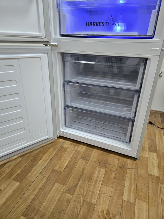 Хладилник Beko 510л, Neo Frost, Диспенсер, Harvest Fresh RCNE560E40DZM