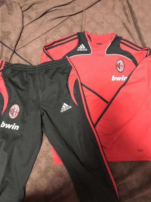 Костюм адидас….!.