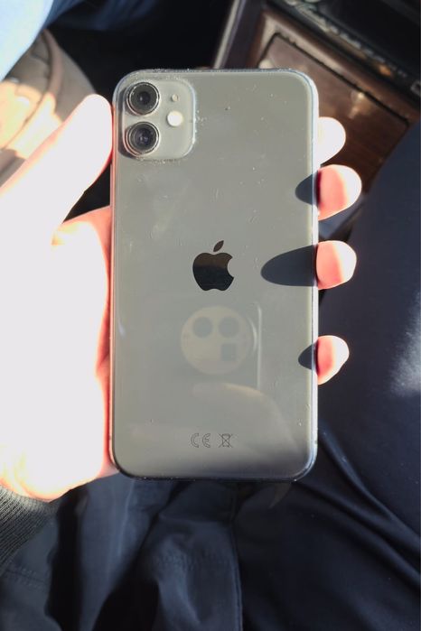 Айфон 11 128г хорошом состояни