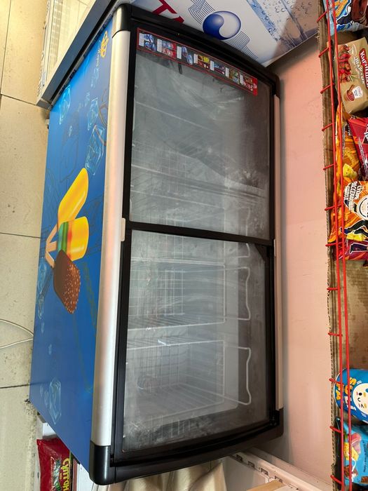 Продам морозильник