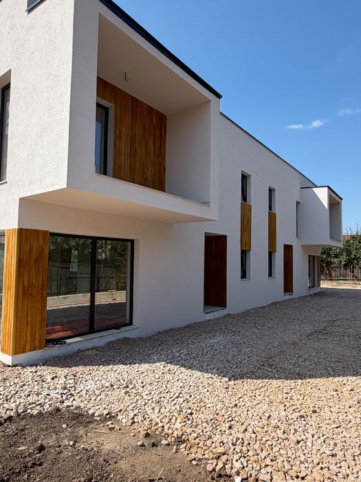 Casa tip Duplex 148mp Florilor