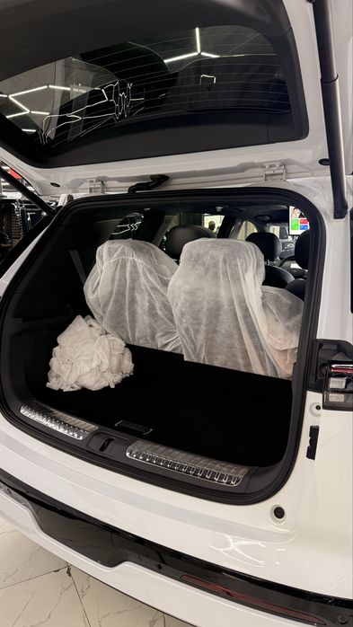 Dongfeng 008 ep hybrid 210 km