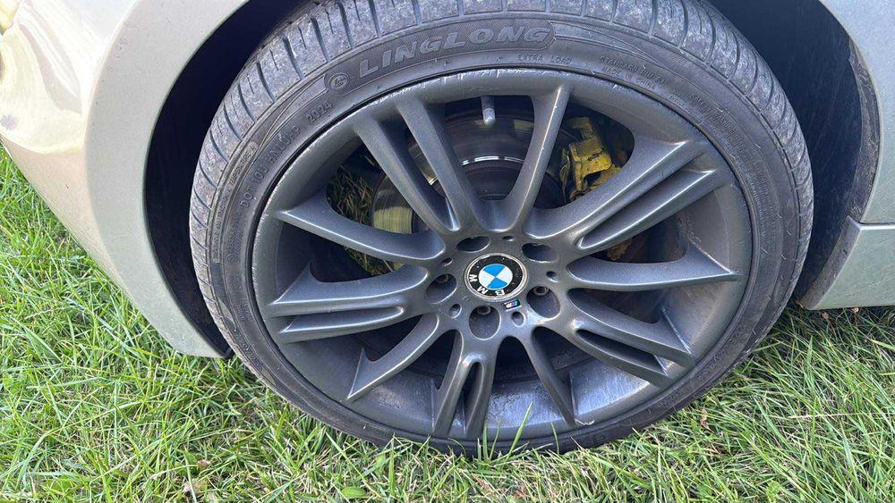 Vând Jante M R18 cu cauciucuri