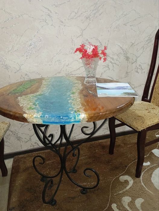 Epoksid stol, (River table)