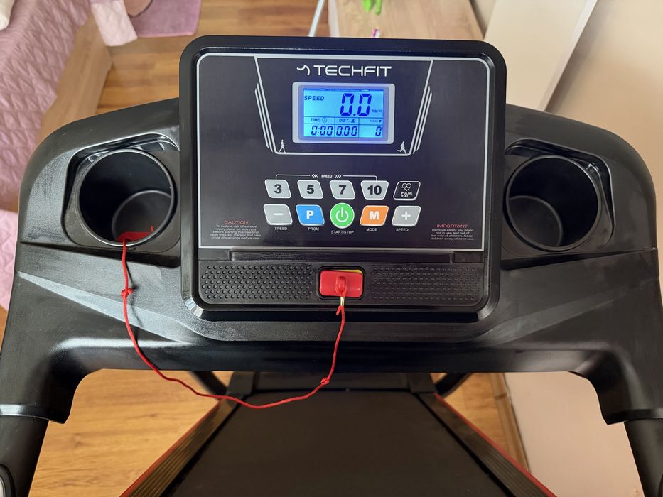 Бягаща пътека TECHFIT