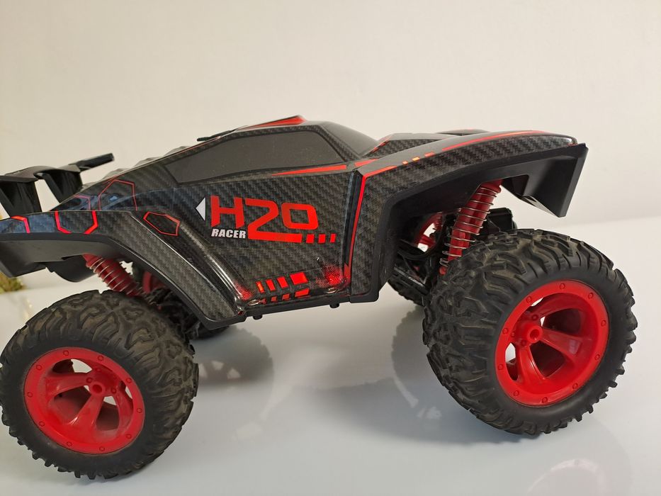 радиоуправляемая машина