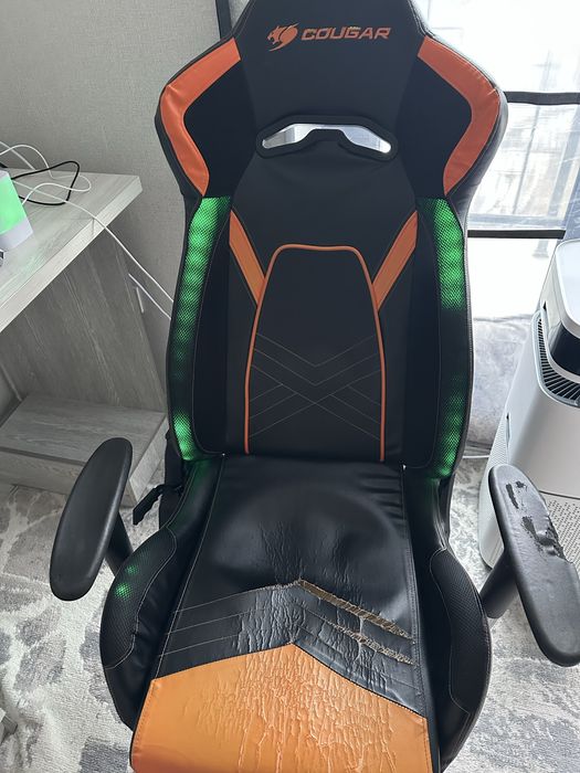 Игровое кресло Cougar