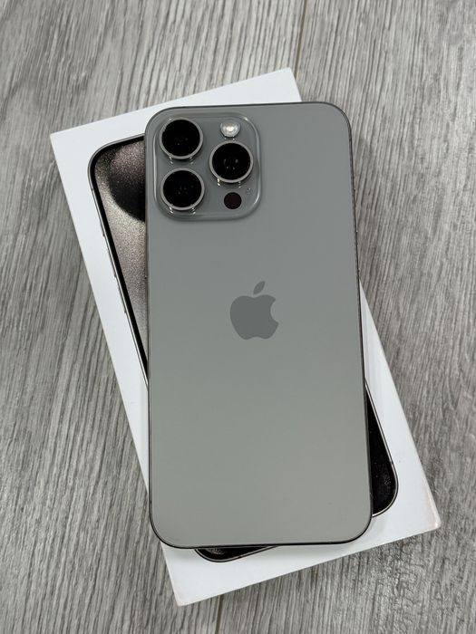 iPhone 15 Pro Max  256 GB  Natural Titanium