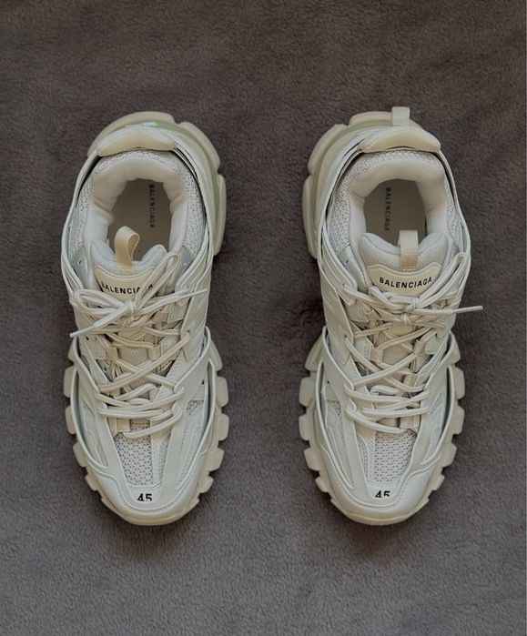 Balenciaga Track