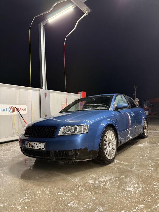 Audi A4 B6 Music Car