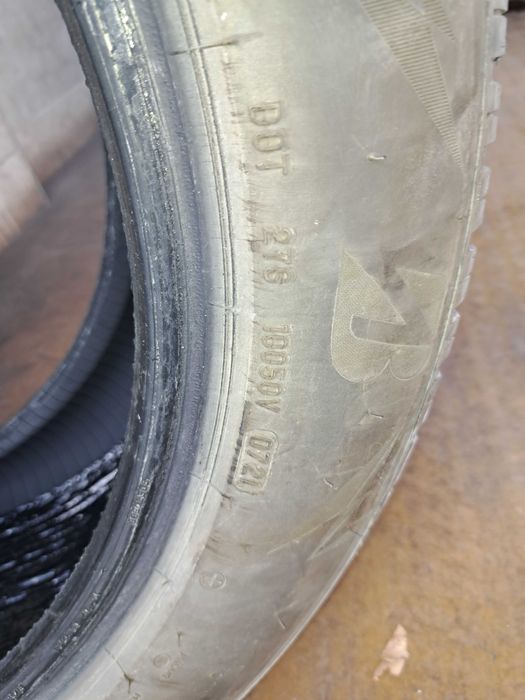 Продавам 4. Зимни гуми 255/50/R19 Bridgestone 4 стоманени джанти