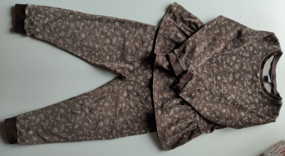 Продам комплект для девочки