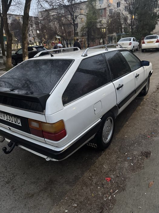Audi 100 универсал