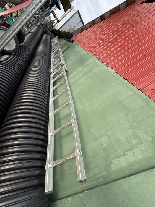 Scară aluminiu lungă profesională stare foarte bună
