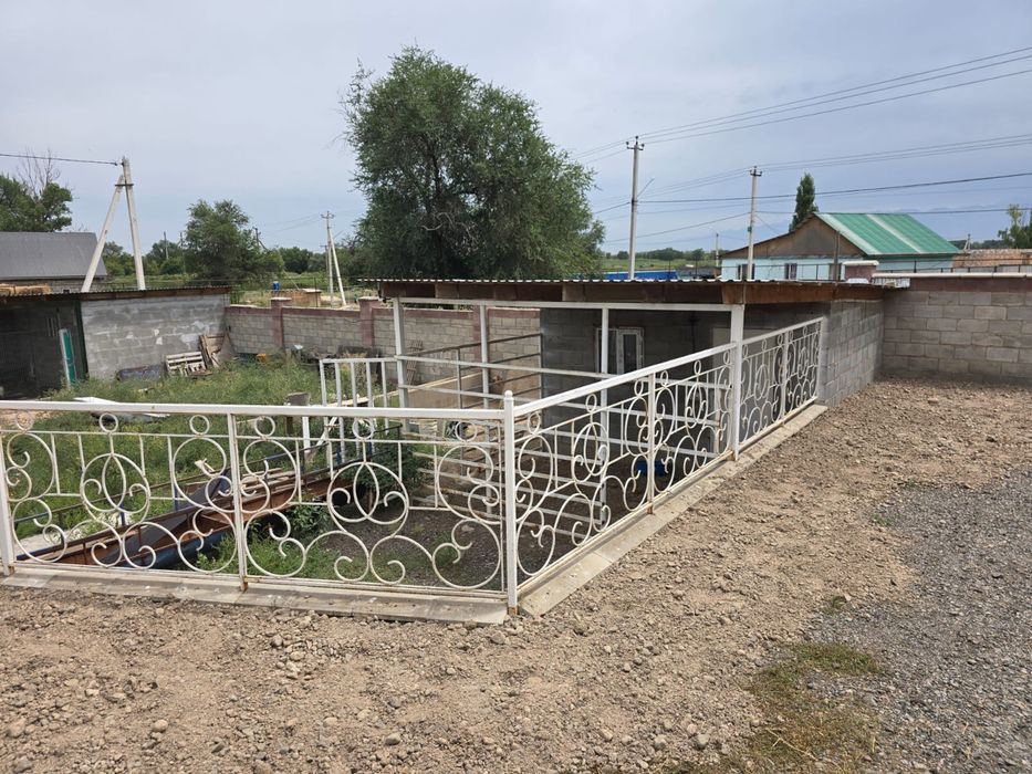 Дом с 16соток землей на продажу