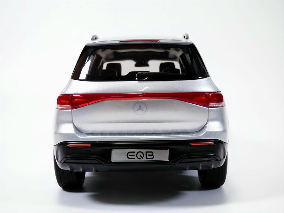 Machetă Mercedes-Benz EQB NZG-Iridium Silver