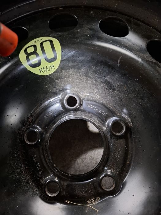 Резервна Гума Патерица за БМВ Е 90 17ка