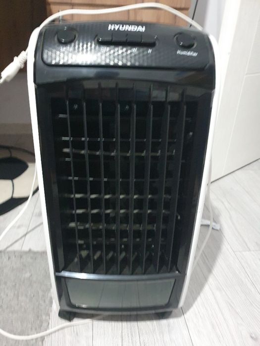 Răcitor de aer ,perfect pentru zilele călduroase