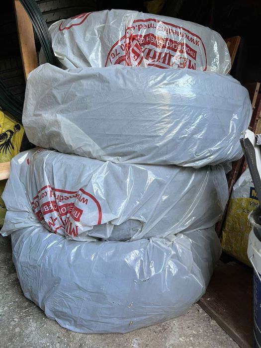 Гуми DAVANTI / BRIDGESTONE 245 45 R19 DOT - 22/23