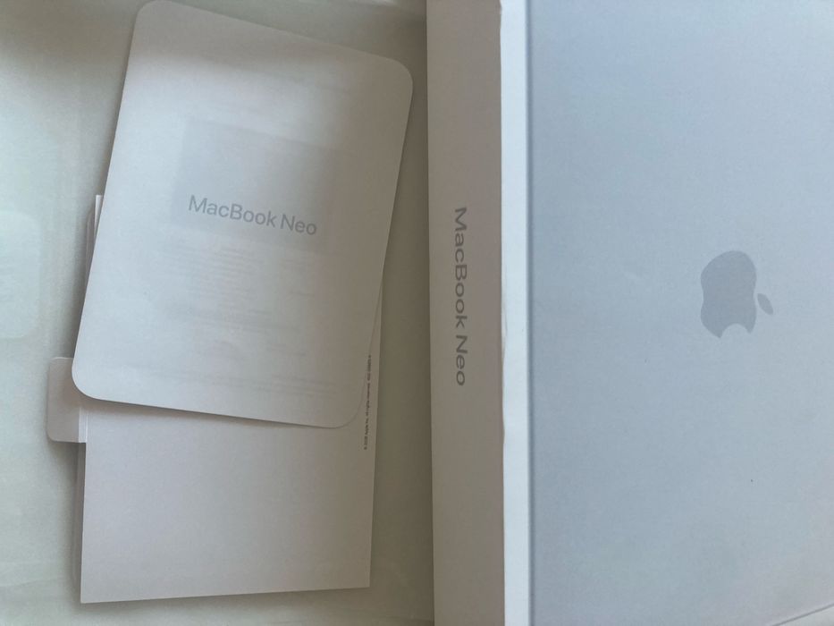 Mac book neo продам