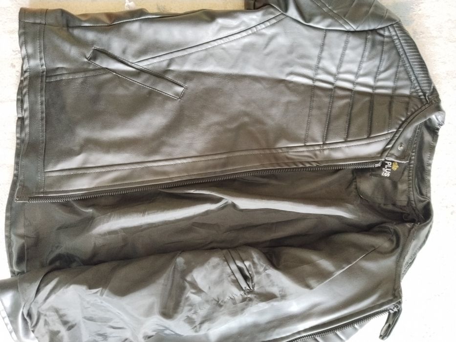 Продам кожанную куртку