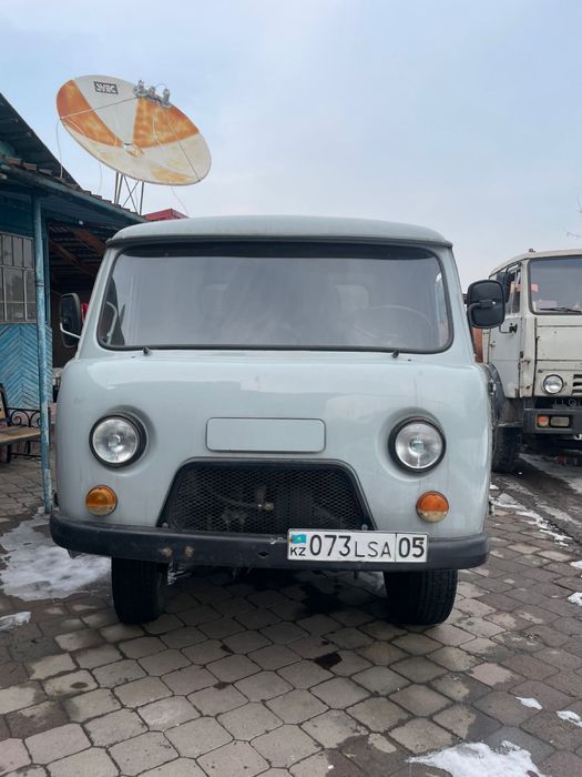 УАЗ  3303.