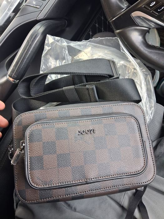 Vand borseta barbati Joop Noua