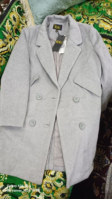 Yangi qishgi palto