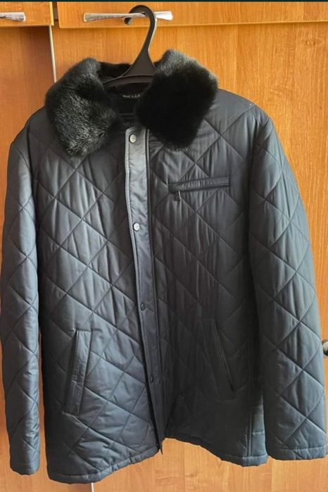 Продам куртку