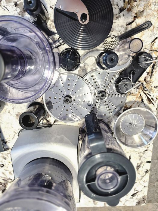 Robot de bucătărie Philips HR7775 – 1000W – CA NOU – accesorii complet